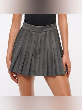 Abercrombie & Fitch Pleated Skirt